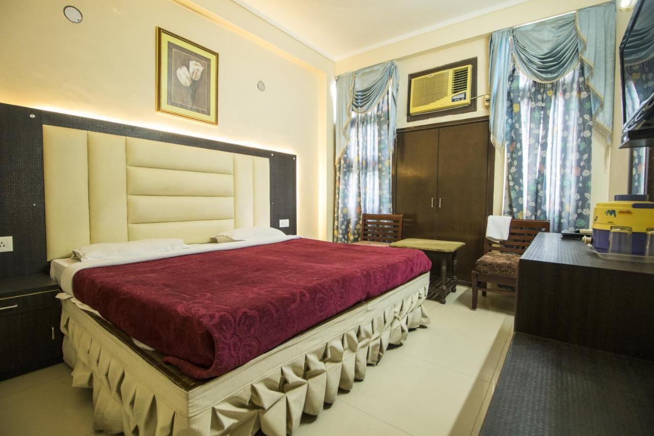 Wow Stayz2 Hotel Jahanvi Dale 하리드와르 외부 사진